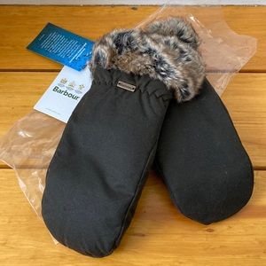 Barbour Waxed Cotton with Faux Fur Trim Mittens in Olive